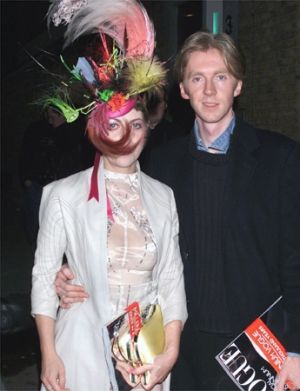 Pictures of feathers - Luscious blog - isabella blow and philip treacy.jpg